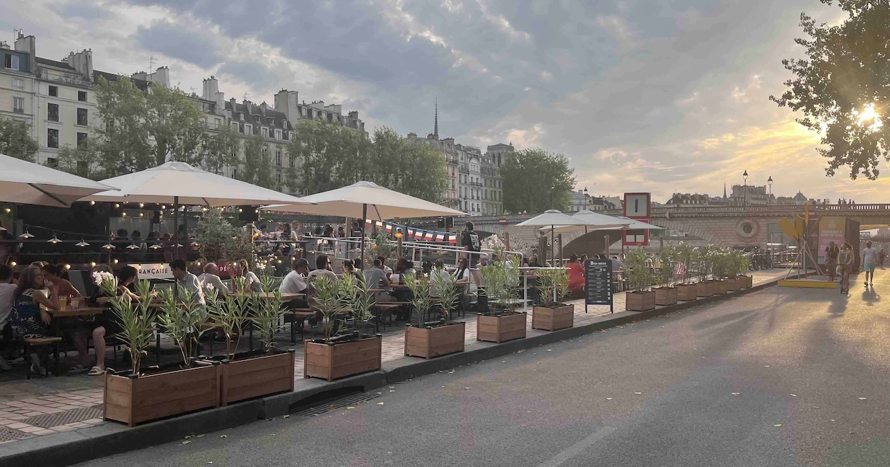 Voie Pompidou in the Evening Sun